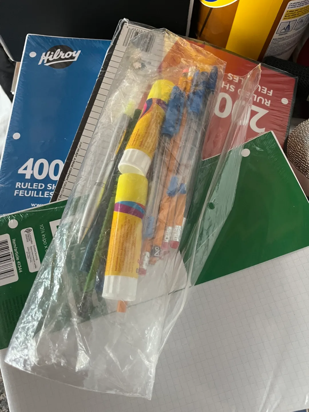 Hilroy, Staples, Ruled & Graph Paper Sheets image indicator(2)