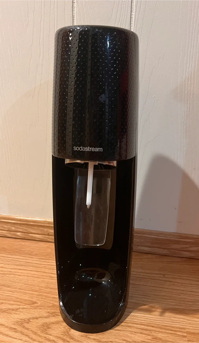 Sodastream with no cartridge. thumbnail
