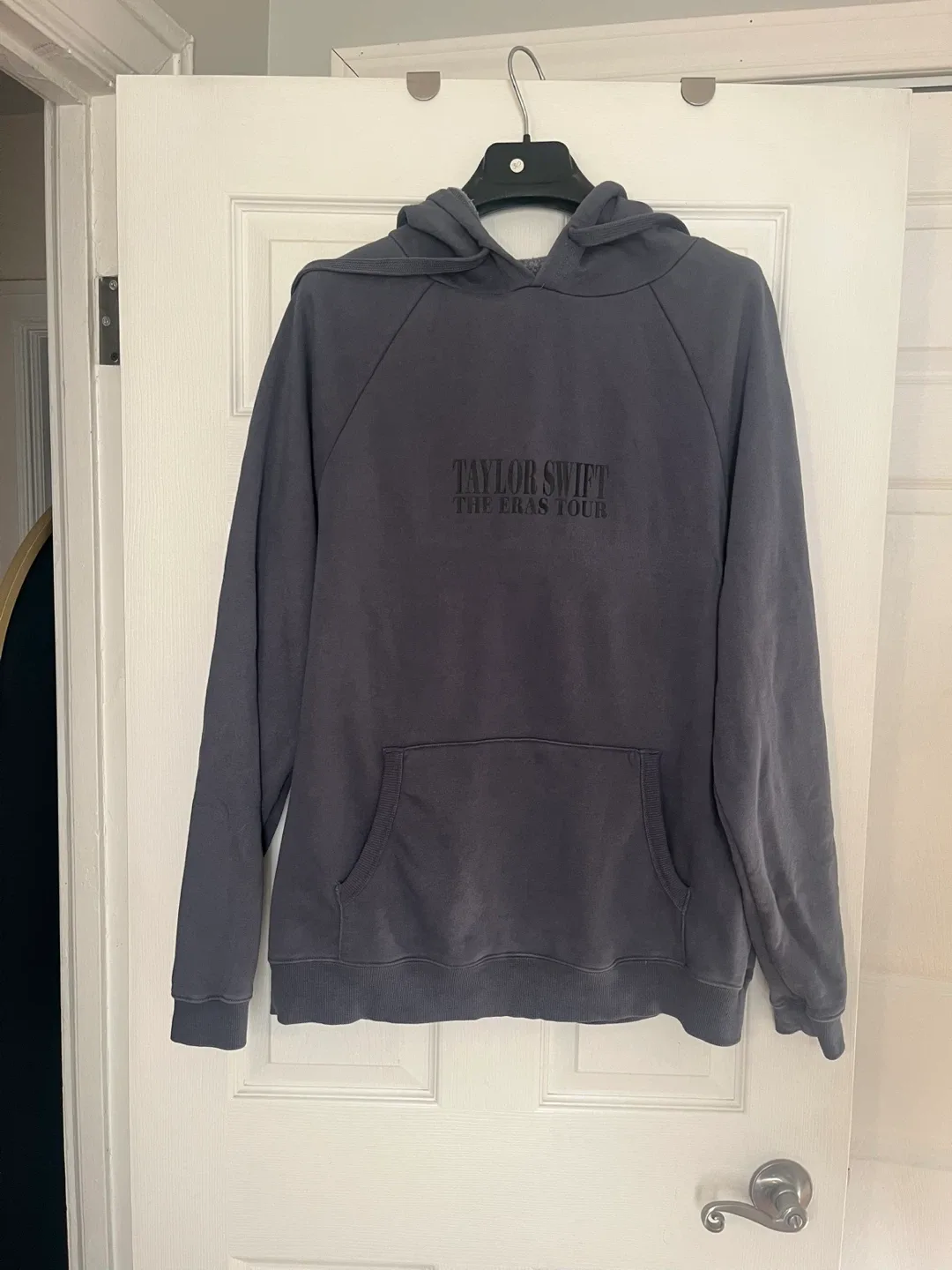 Taylor Swift The Eras Tour 2023 Hoodie - Size M thumbnail
