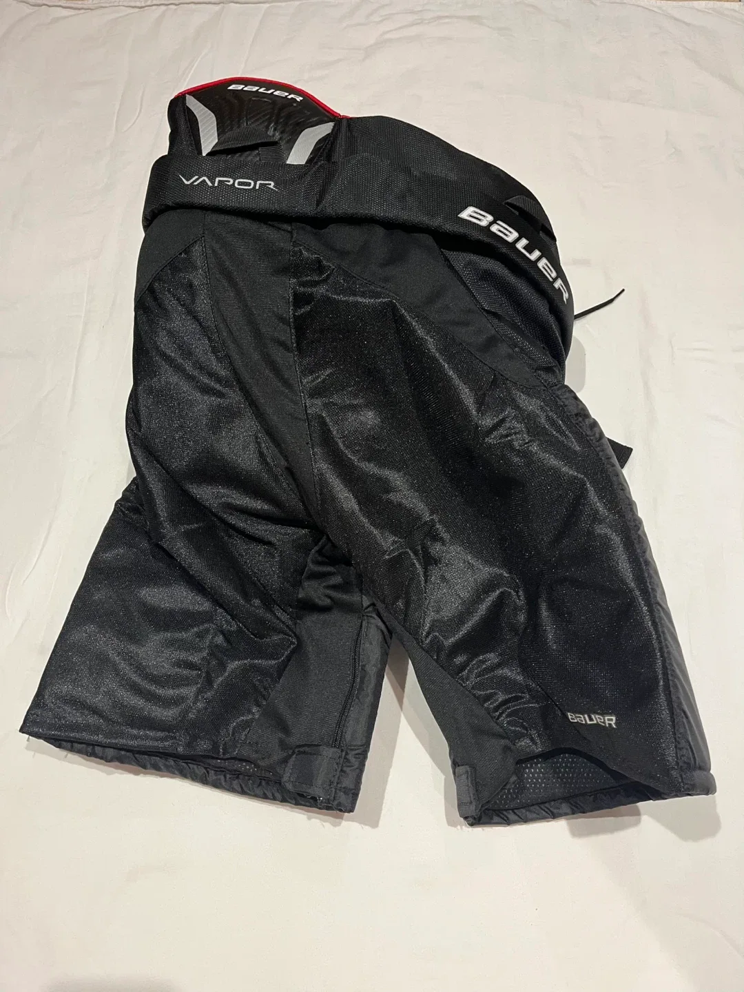 NEW Bauer Vapor 5.0 JR Hockey Pants - Size XL (JR) image indicator(2)