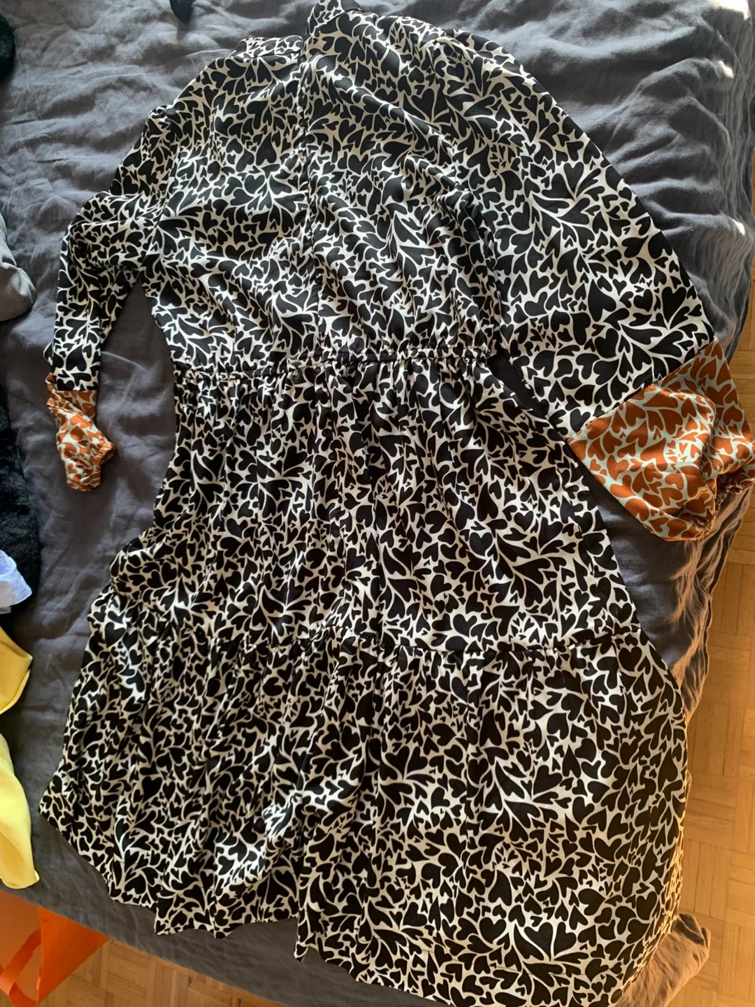 Noni Black & White Patterned Dress image indicator(3)