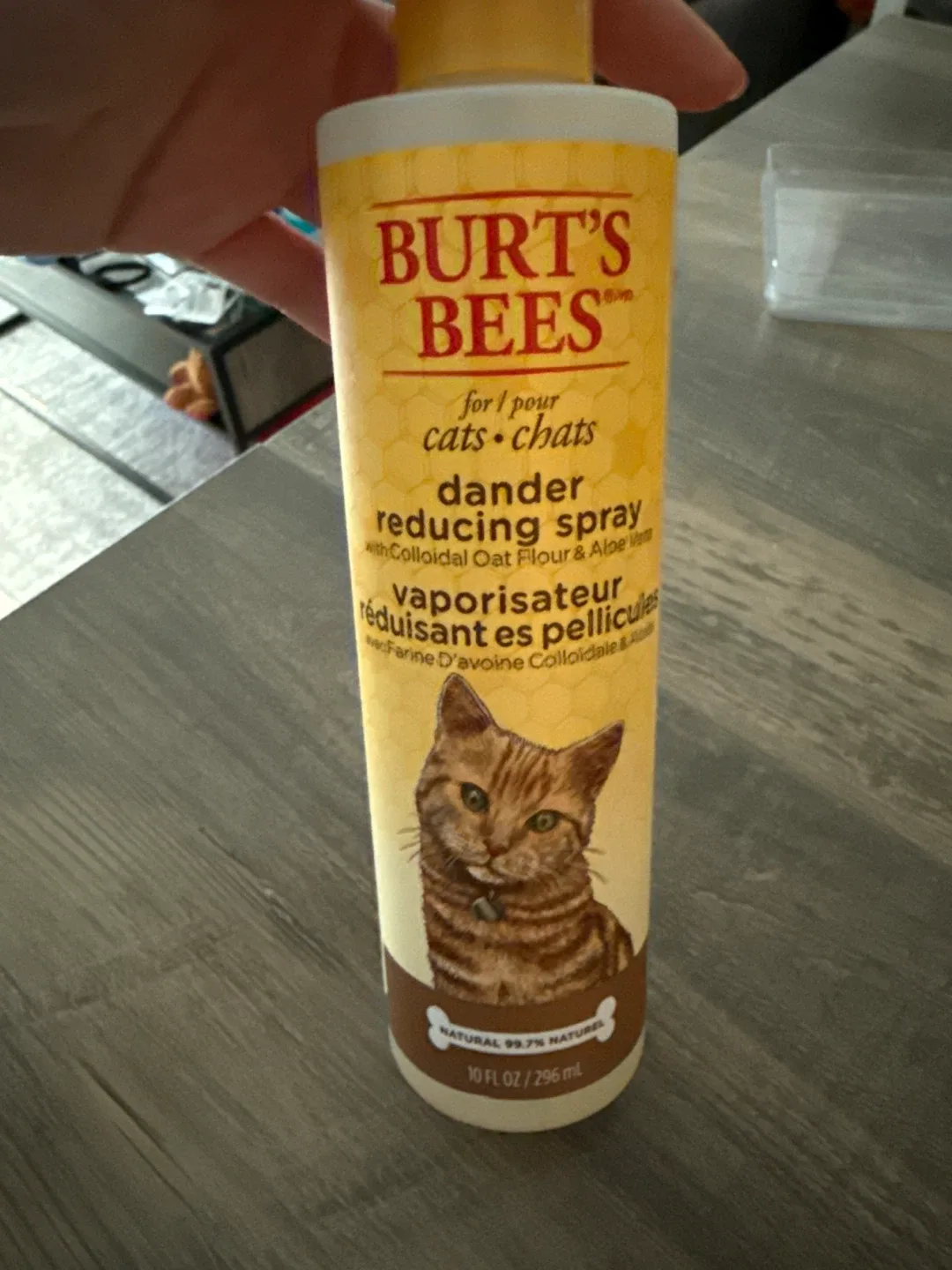 Burt's Bees Dander Reducing Spray for Cats thumbnail