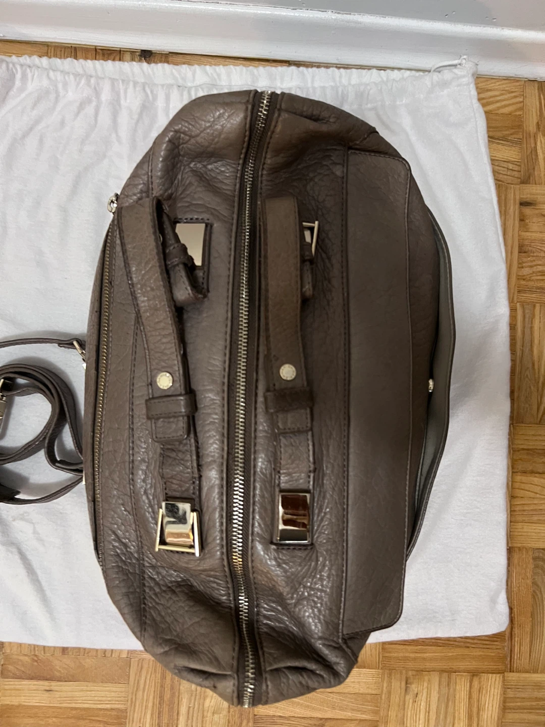 Danier Leather Shoulder Bag - photo 3