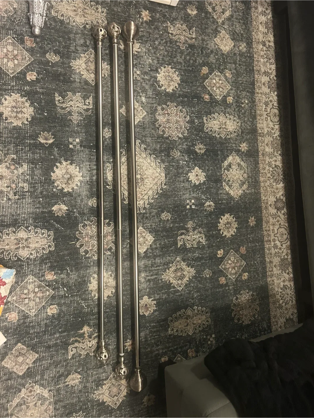 Curtain Rods silver image indicator(2)