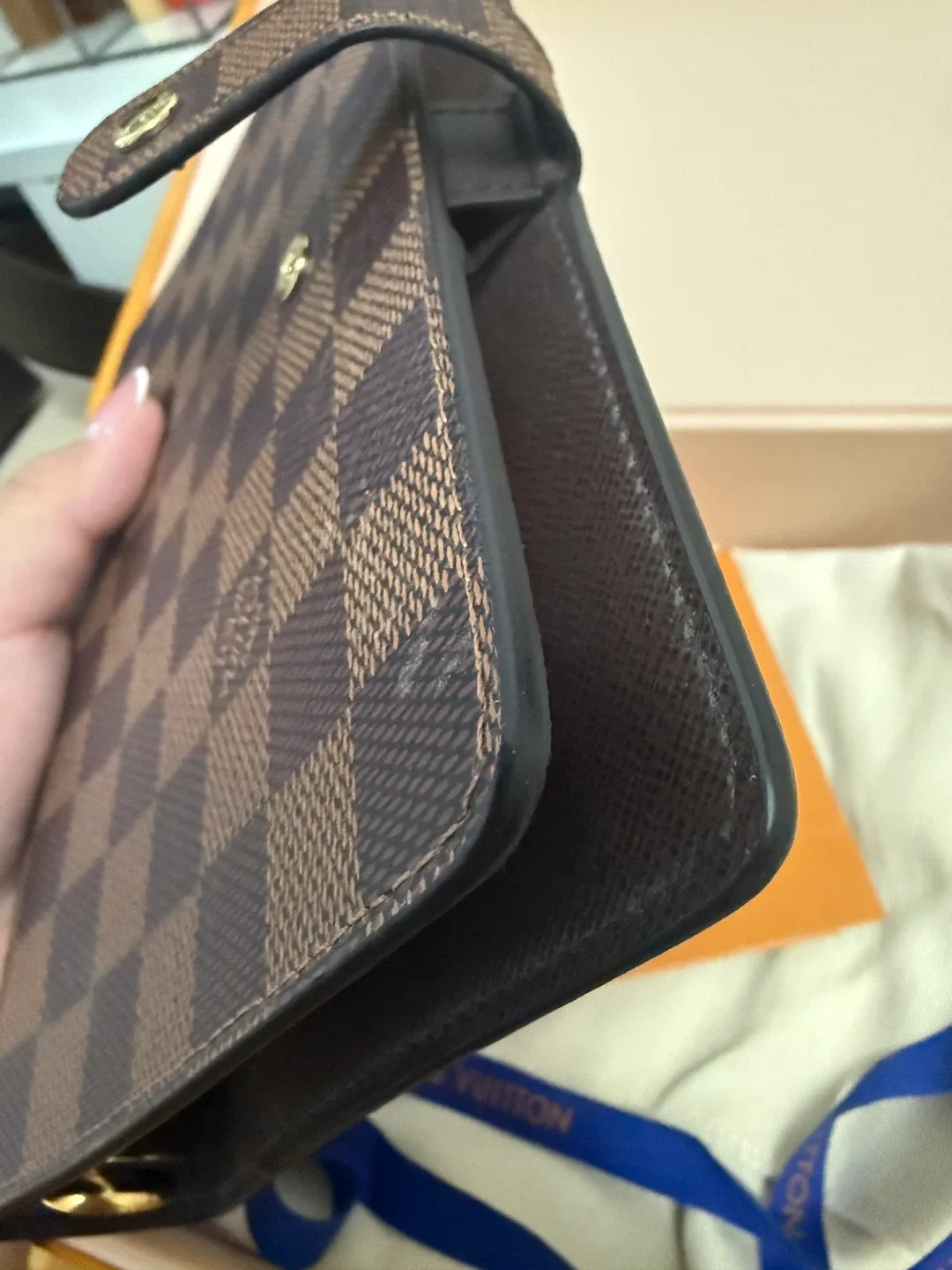 Louis Vuitton MM Agenda – Damier Ebene Canvas image indicator(7)