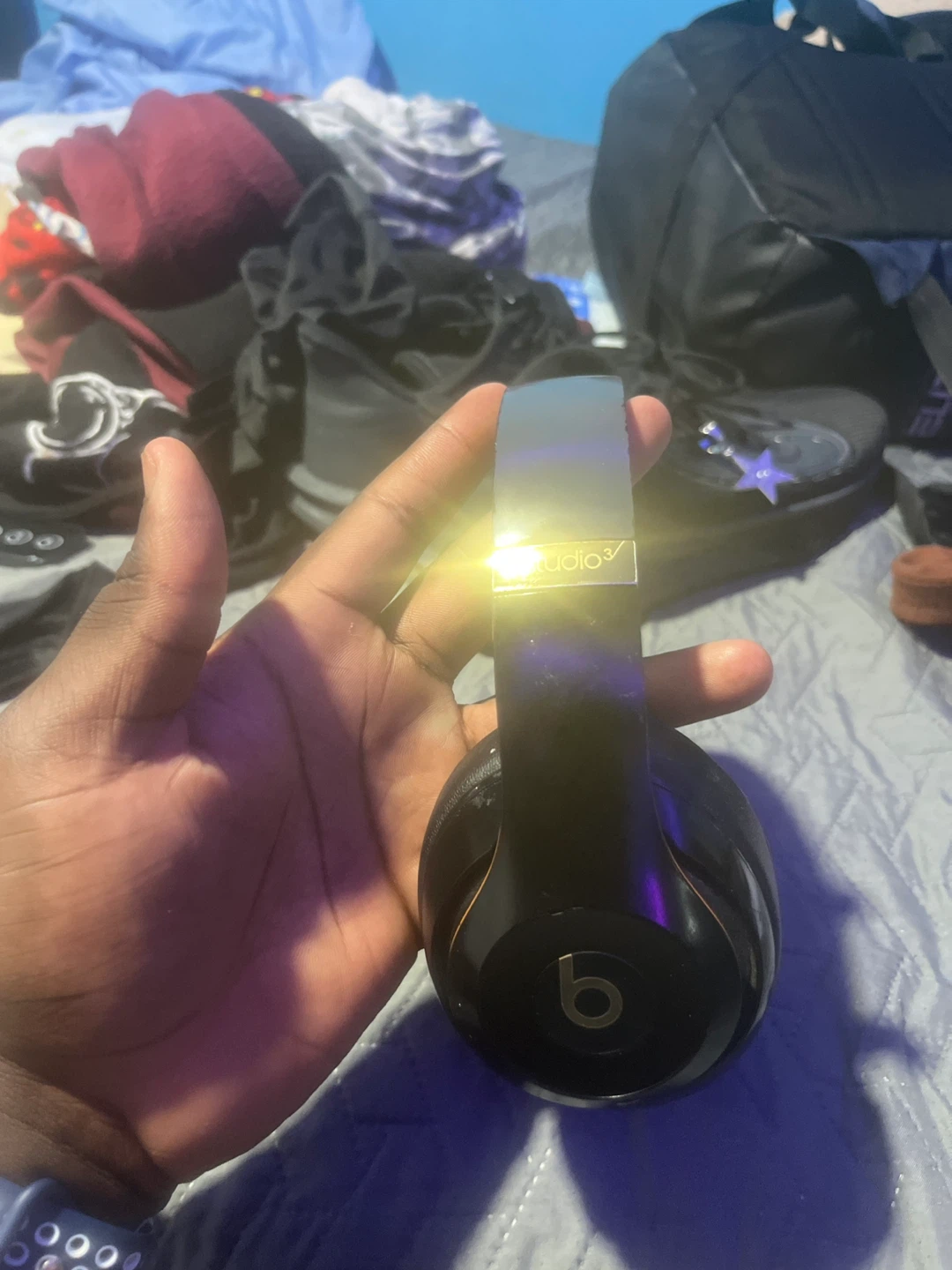 Beats Studio3 Wireless Headphones - Black & Gold - photo 2