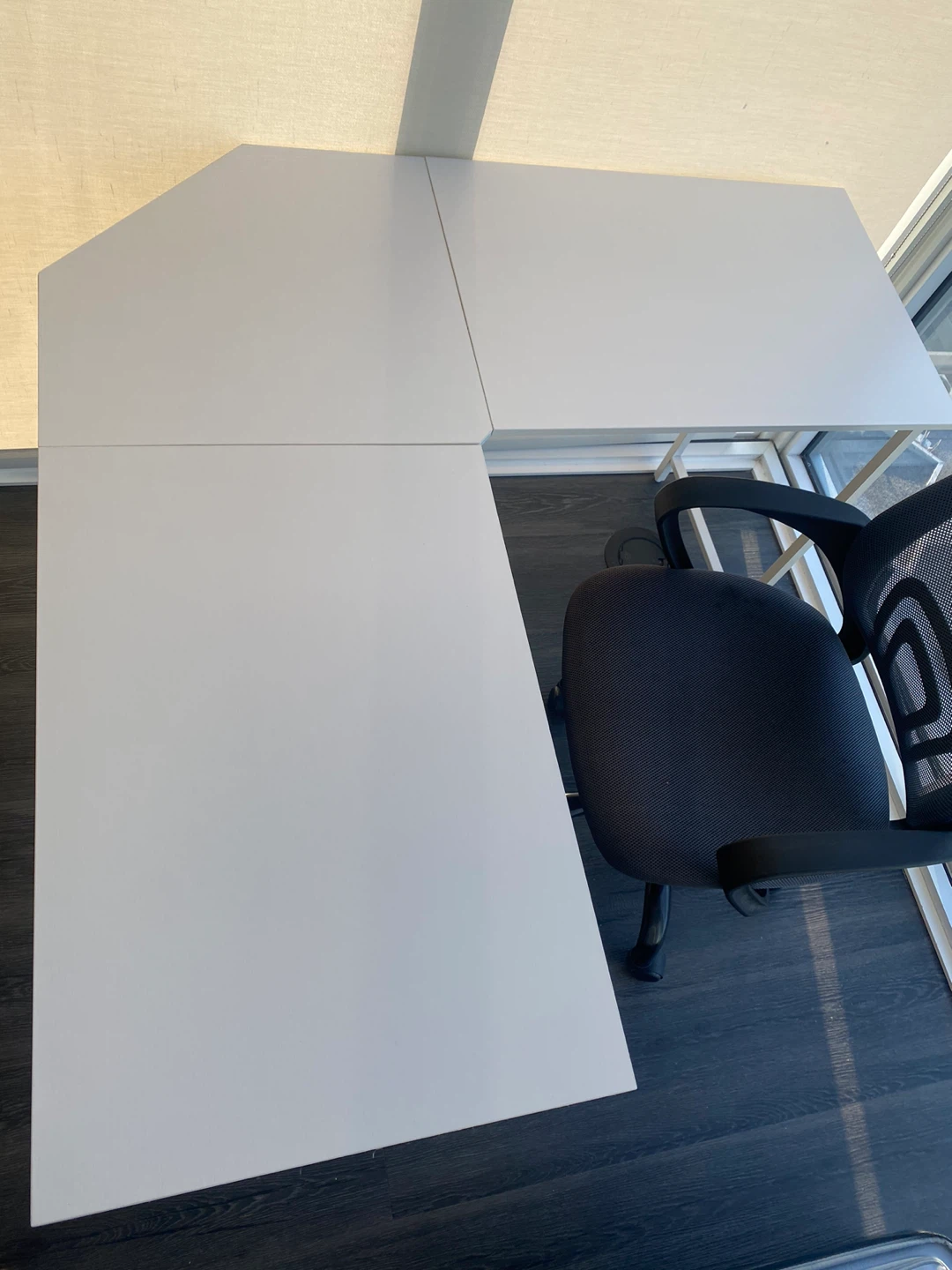 White L shaped Desk - photo 2