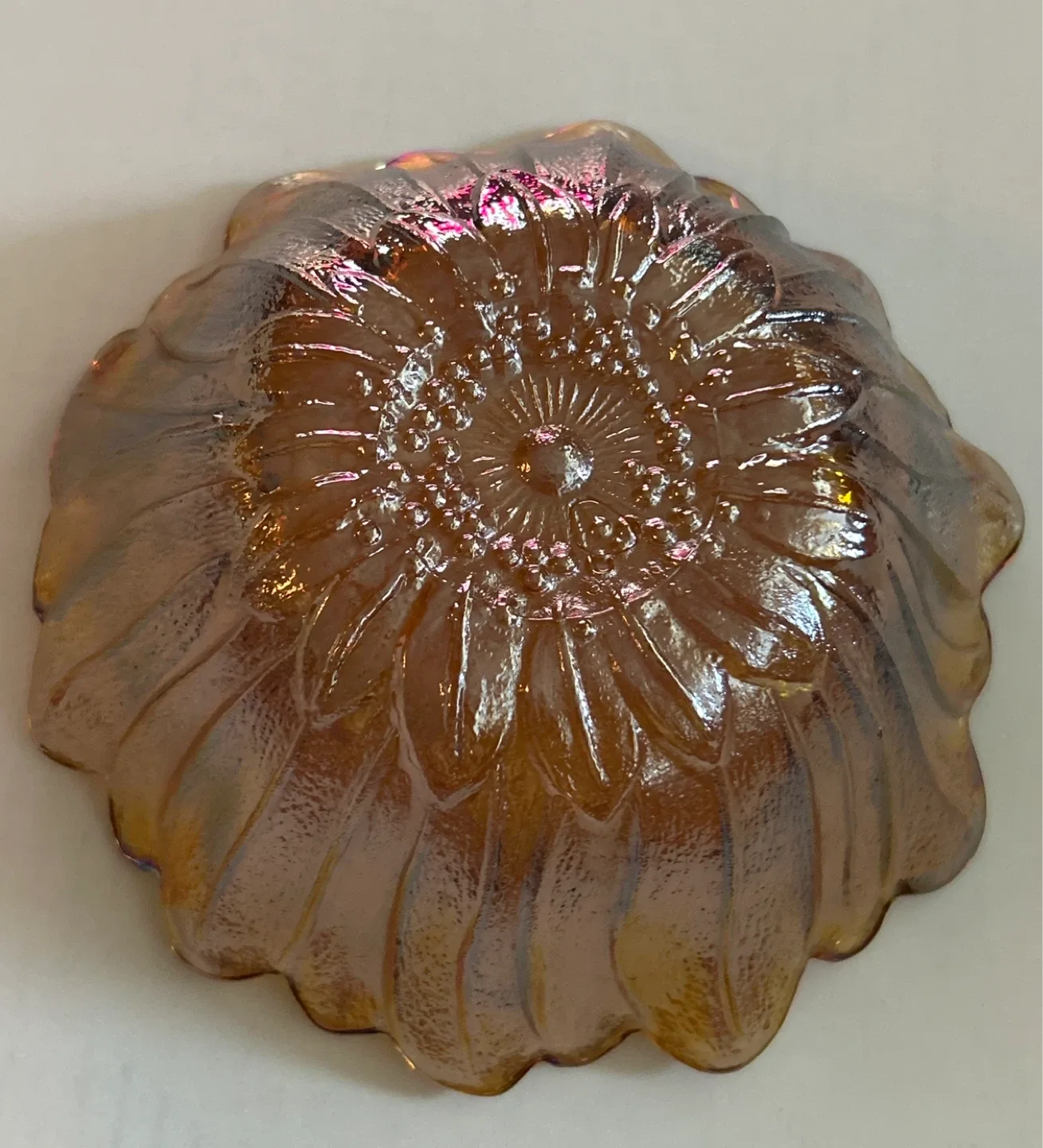 Vintage Carnival Glass Bowl image indicator(3)