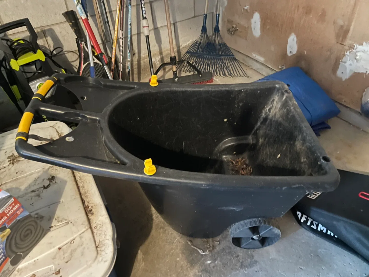 Yard Cart thumbnail