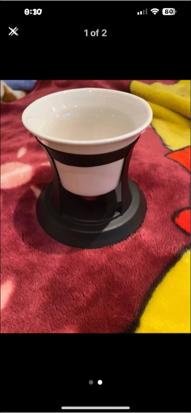 New plant stand and pot thumbnail