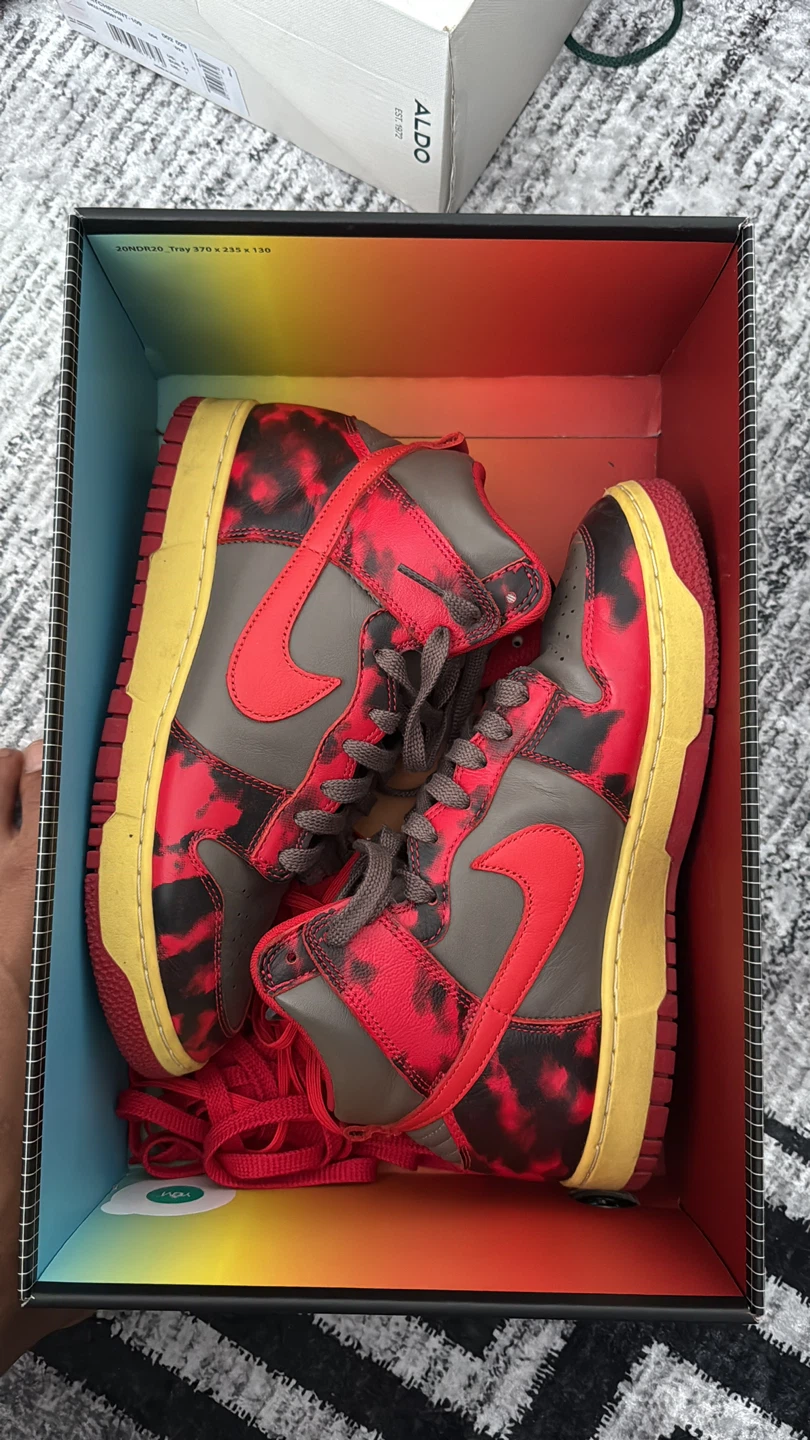 Nike Dunk High 1985 Red Acid Wash