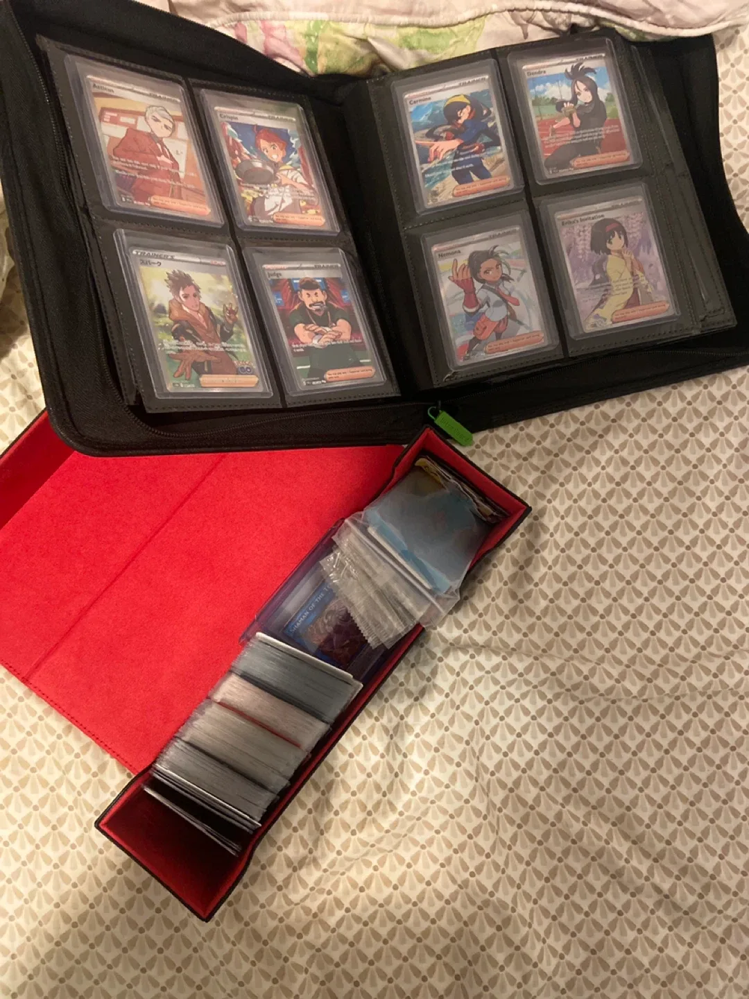 Pokemon Trading Cards Collection image indicator(4)