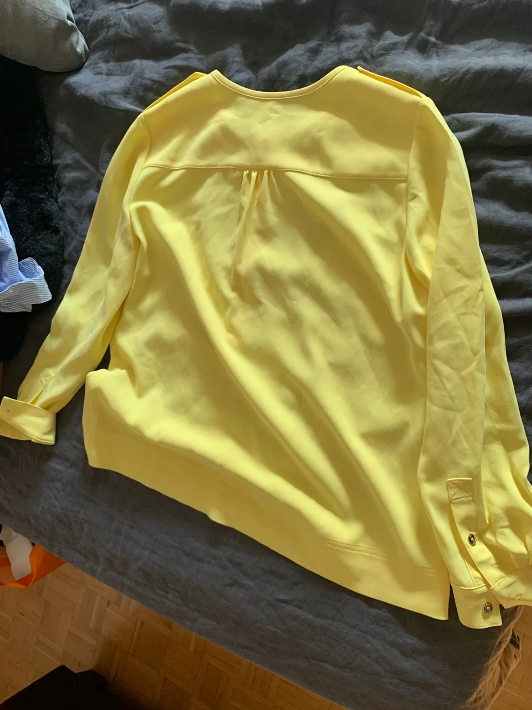 Tory Burch Yellow Blouse - Size XL image indicator(3)