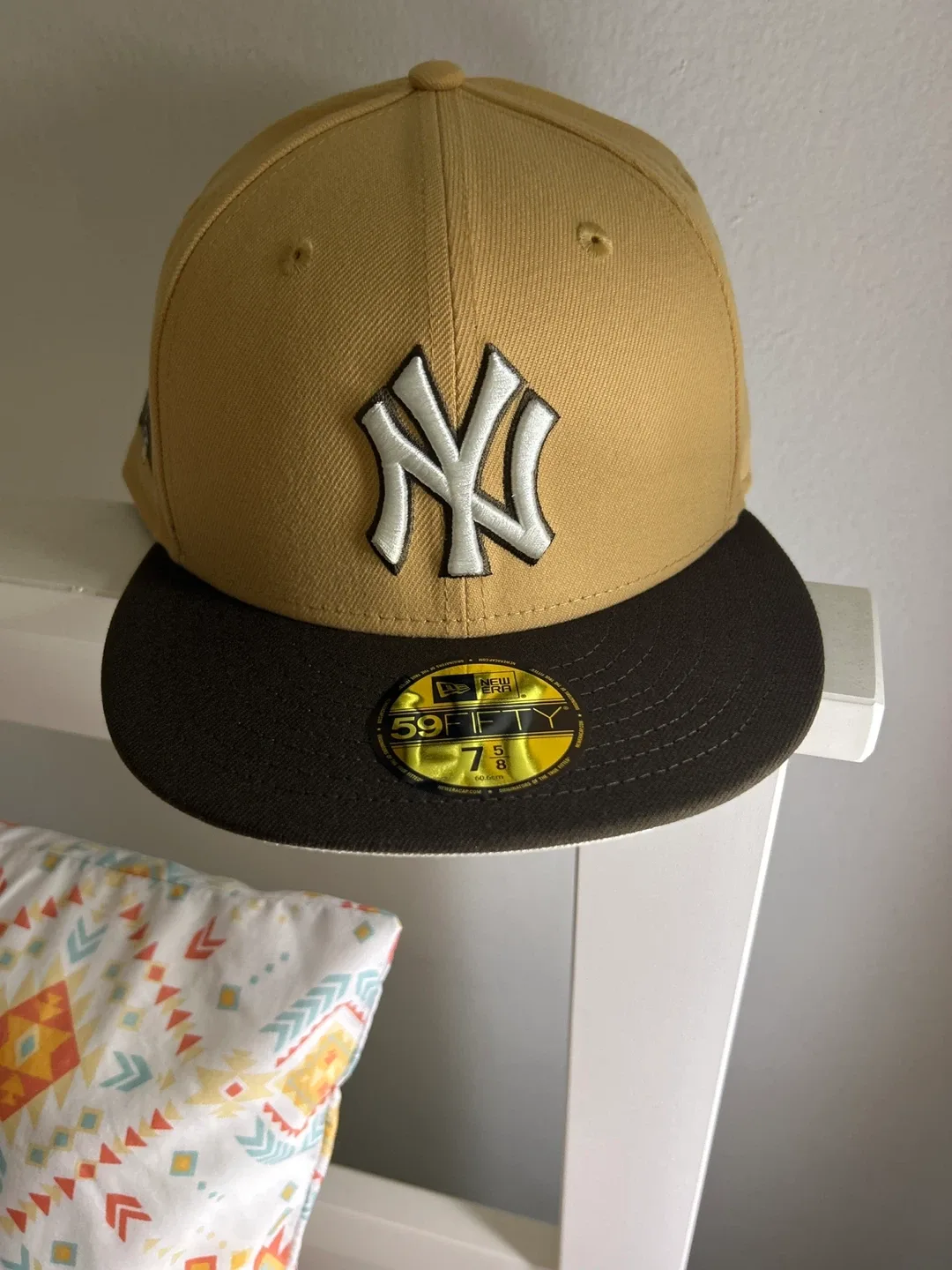 New Era NY Yankees 27 WC Fitted Hat Size 7 5/8 thumbnail