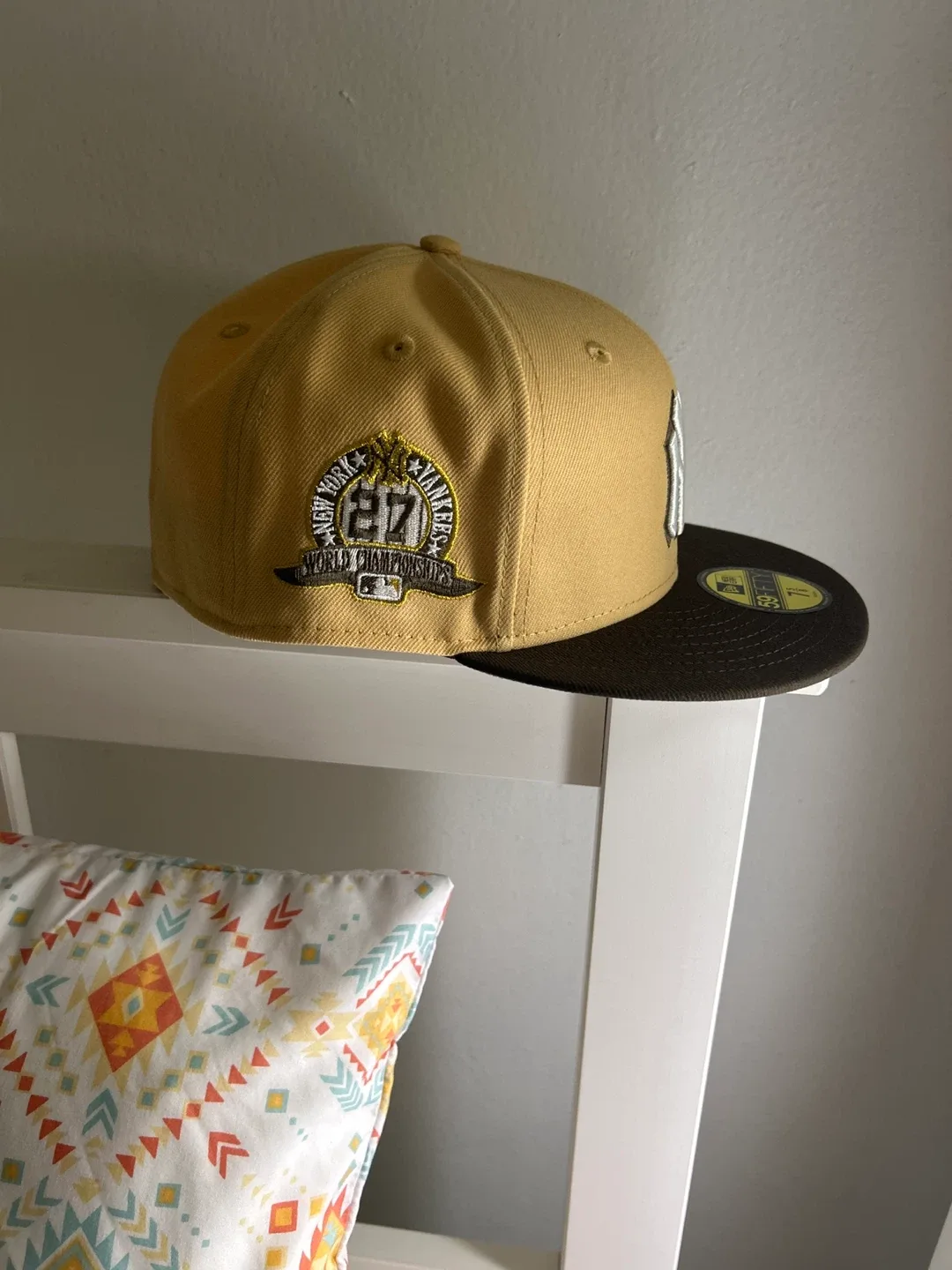 New Era NY Yankees 27 WC Fitted Hat Size 7 5/8 image indicator(2)