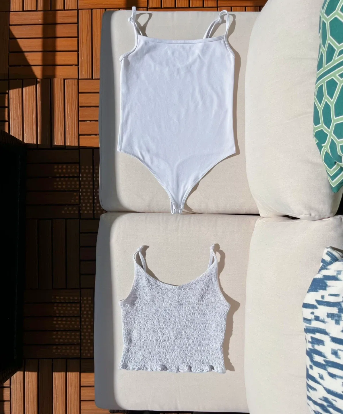 Wilfred Free Bodysuit & Hollister Smocked Tank-Size M thumbnail