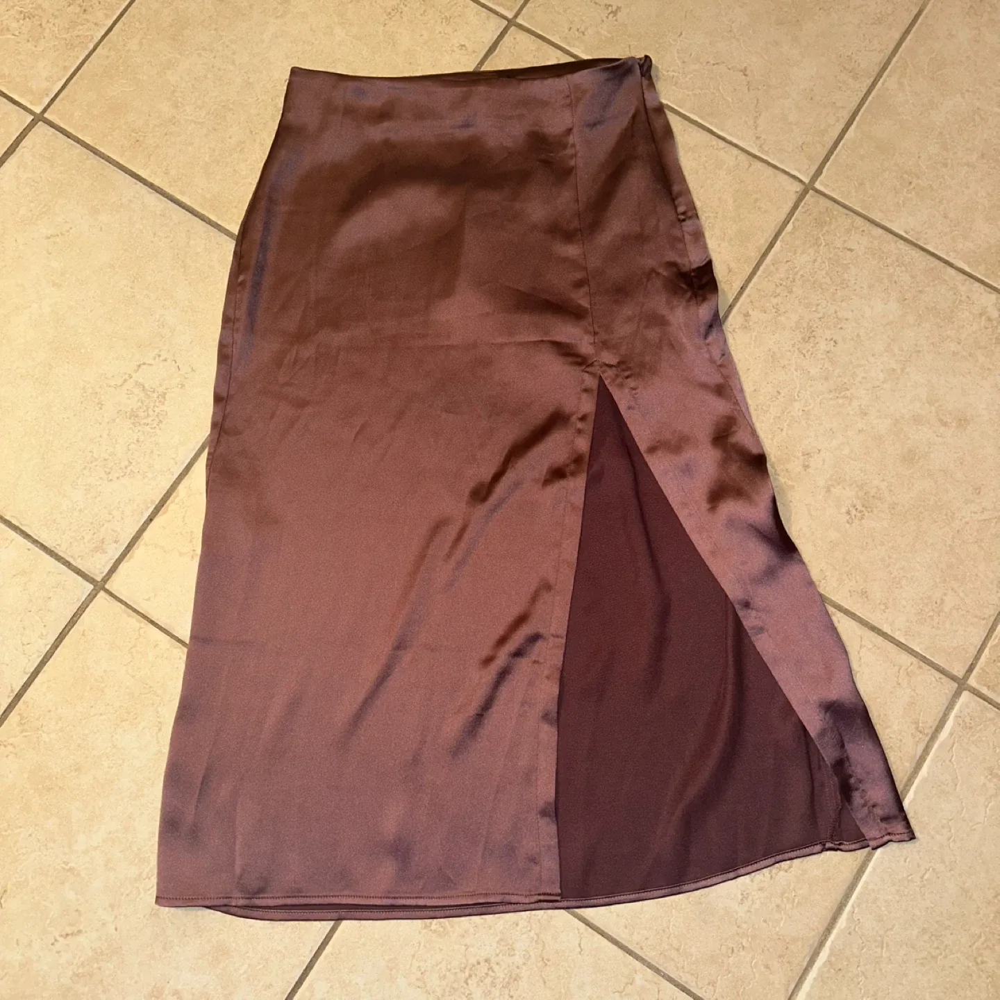 Deep Mauve Satin Slip Skirt image indicator(2)