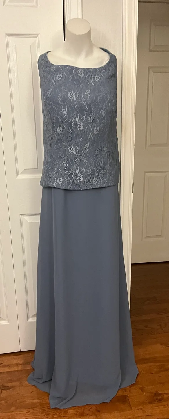 Formal Dress - Grey Lace image indicator(4)