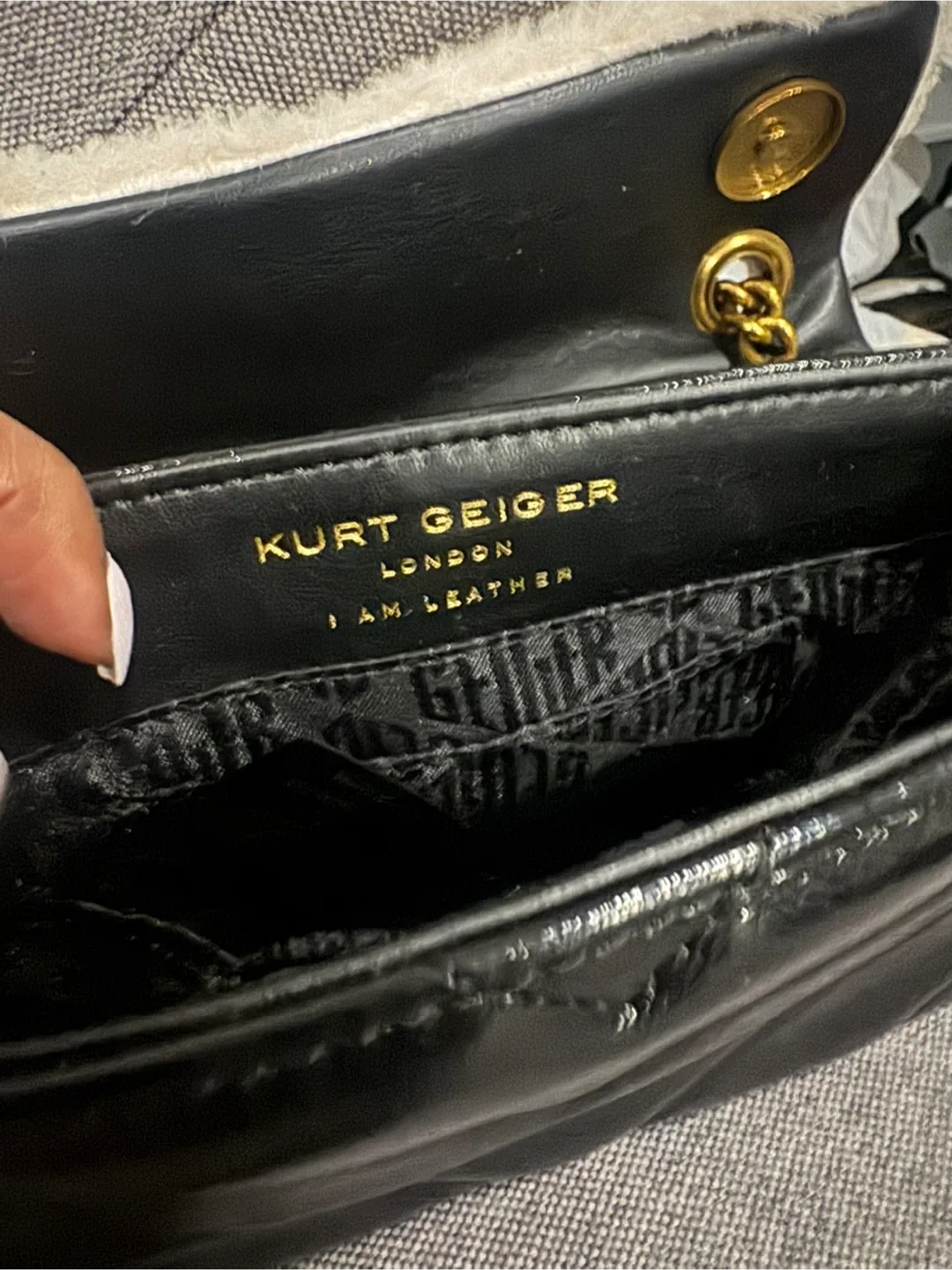 Kurt Geiger London Leather Shoulder Bag image indicator(2)