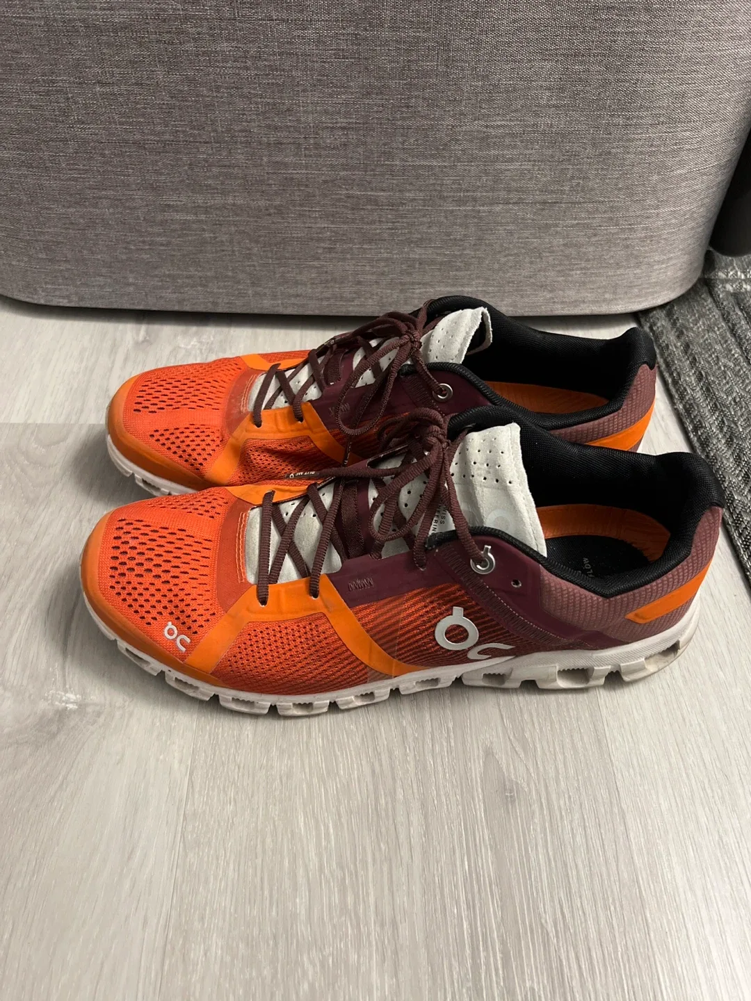On Cloudflow Orange/Maroon Men's US 8.5 thumbnail