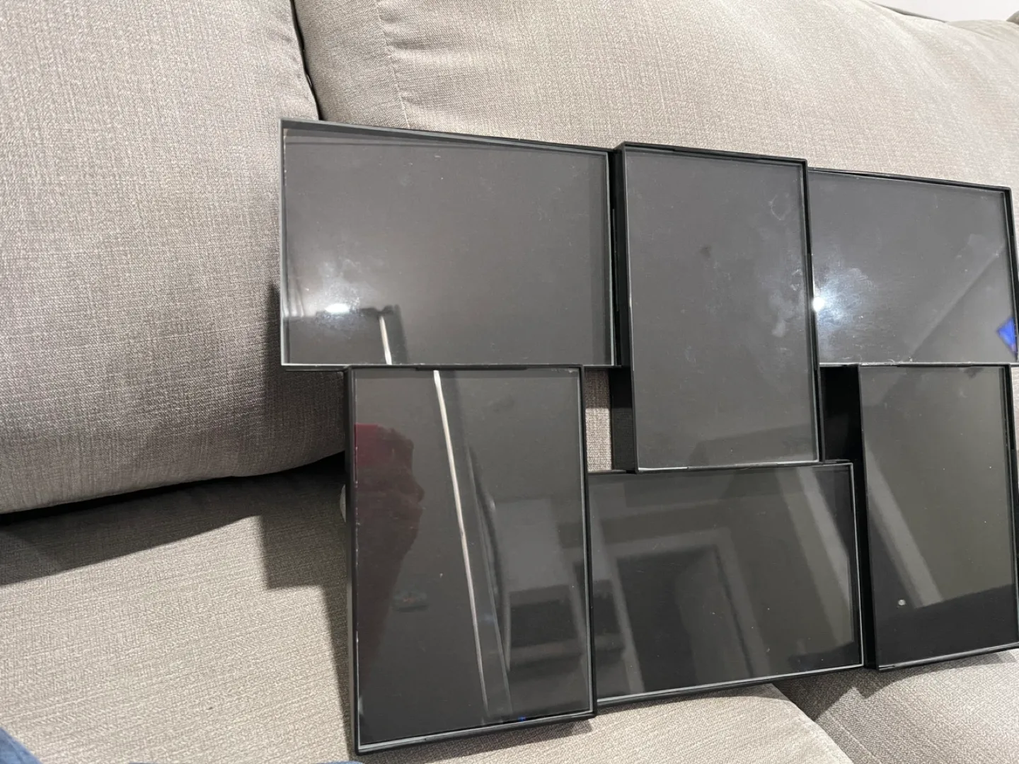 Black Picture Frame Collage image indicator(2)