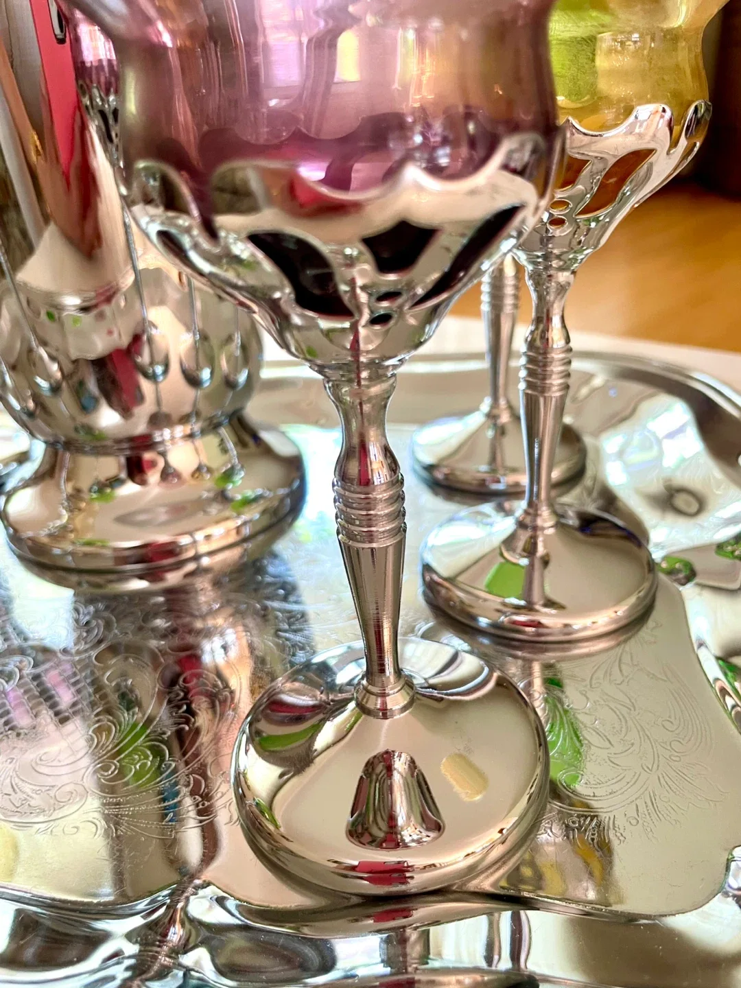 Cocktail Shaker Set with 6 Glasses & Tray  🎄🎁 image indicator(5)