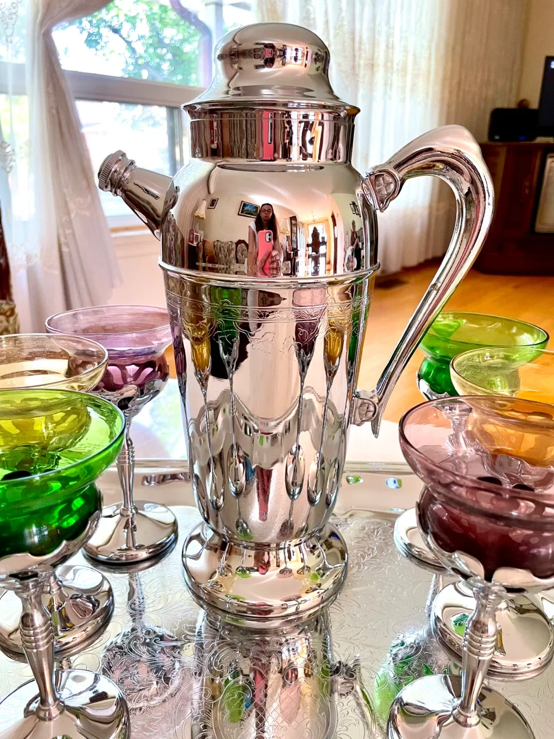 Cocktail Shaker Set with 6 Glasses & Tray  🎄🎁 image indicator(3)