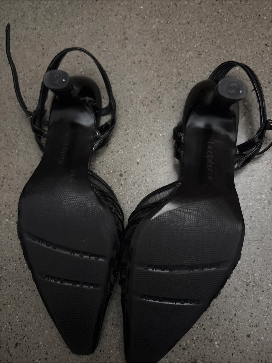 Liz Claiborne Black Heels - photo 2
