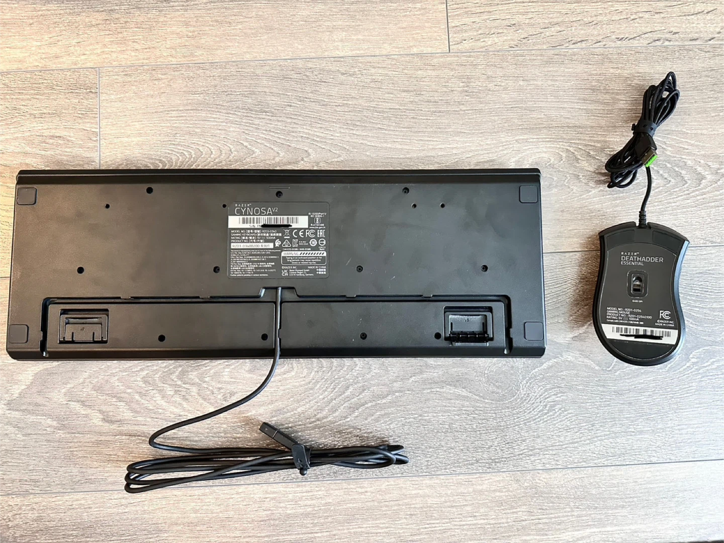 Razer Cynosa V2 Keyboard & DeathAdder Essential Mouse - photo 2