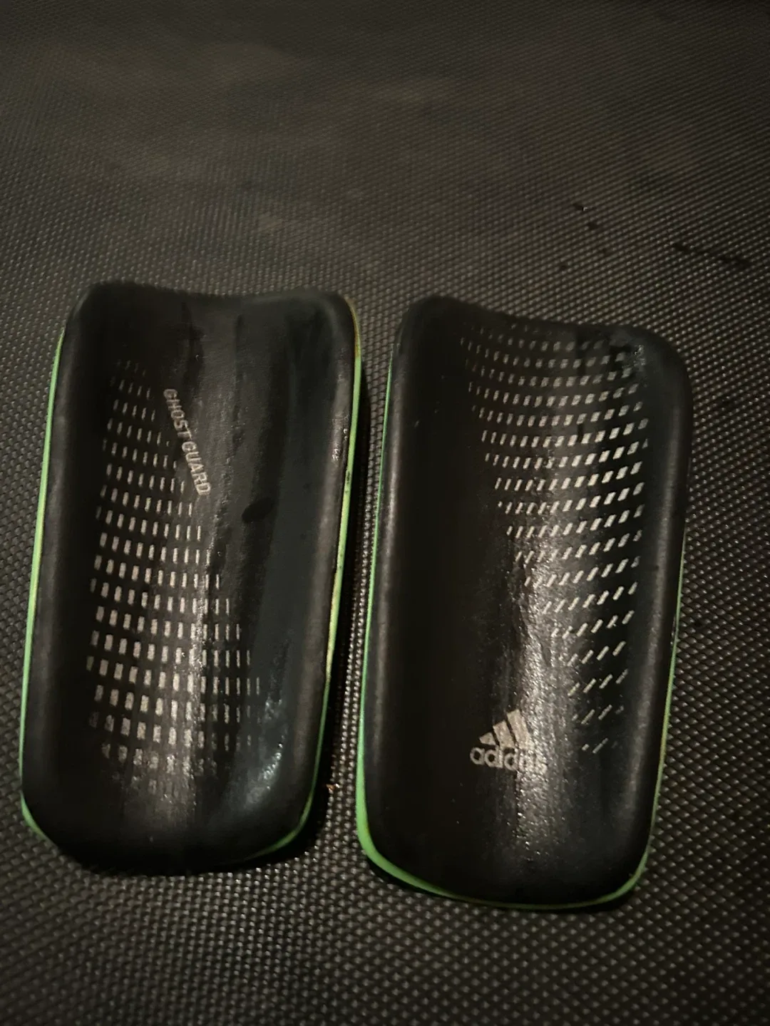 Adidas Ghost Guard Shin Guards image indicator(2)