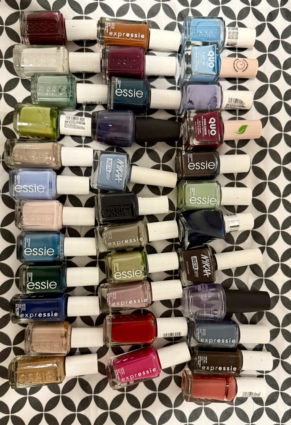 Mixed Lot of Essie, Quo, Nykaa Nail Polish
