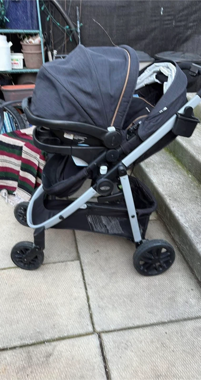 Stroller and car seat combo