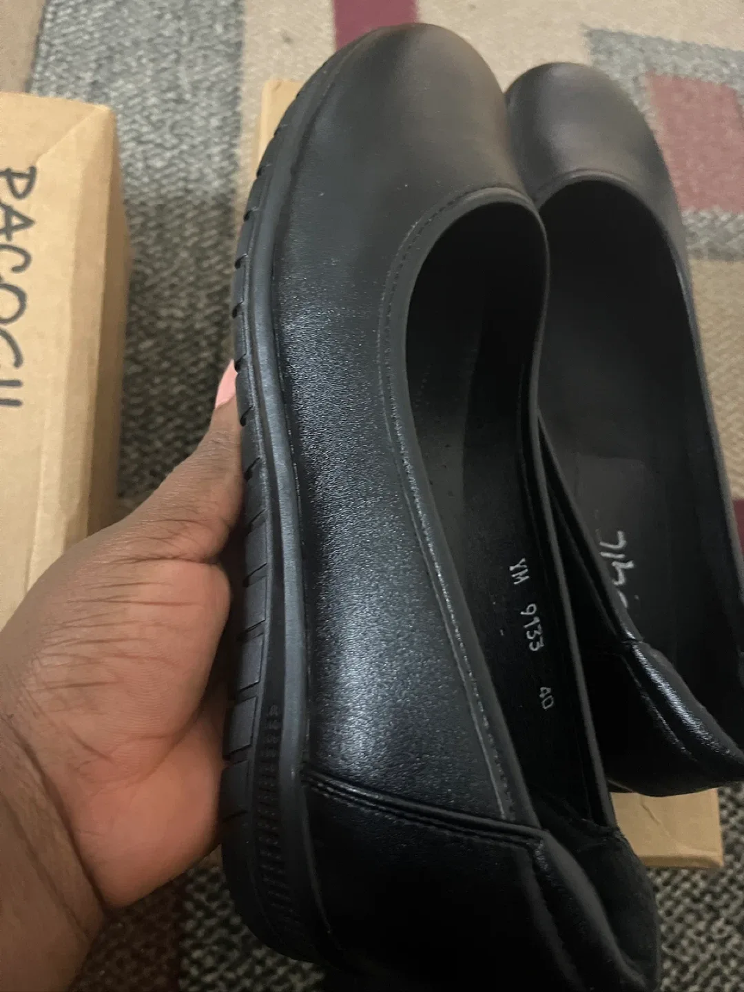 Paco Gil Black Leather Flats Size 40 (US 9)