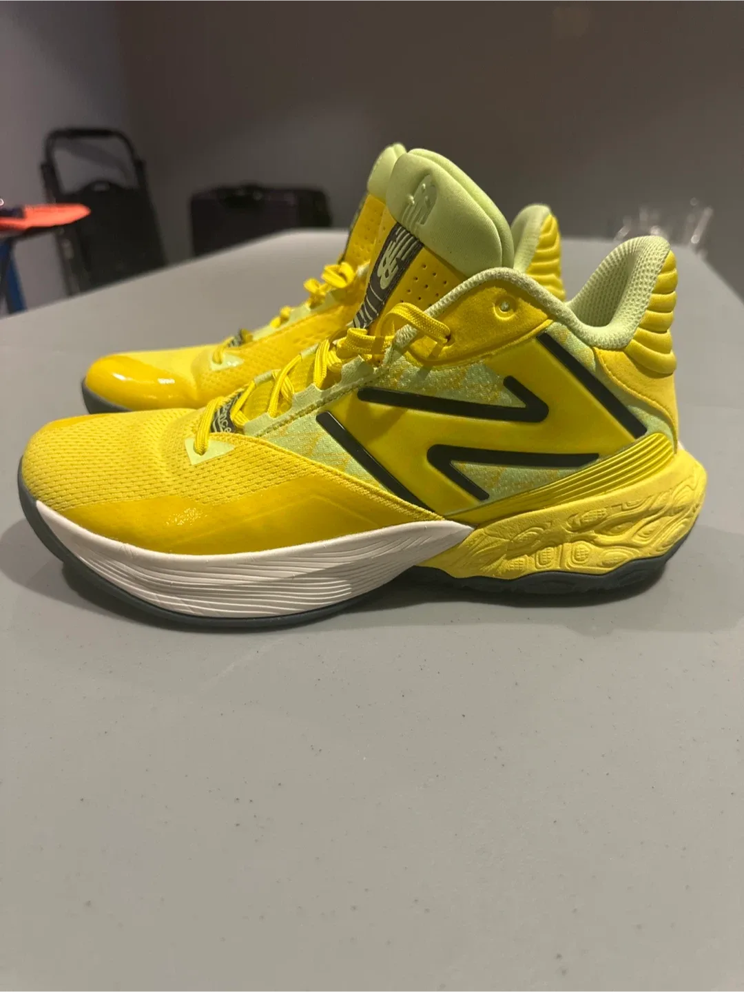 New Balance TWO WXY v4 Size 9 men’s thumbnail