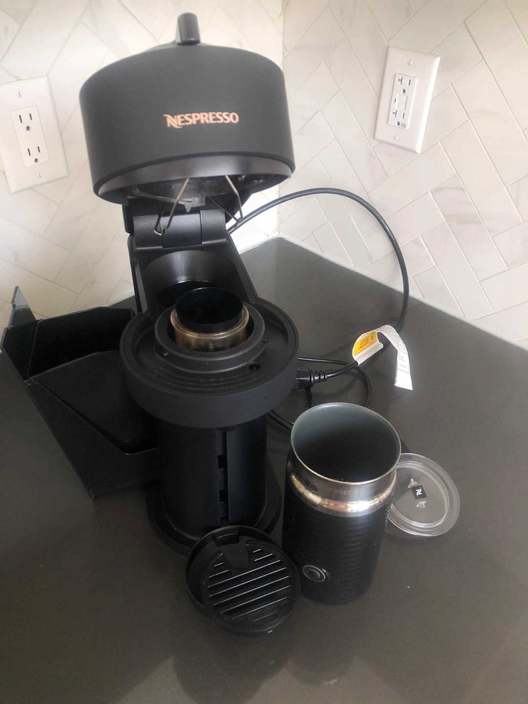 Nespresso Vertuo Next Coffee Maker with Aeroccino - photo 4