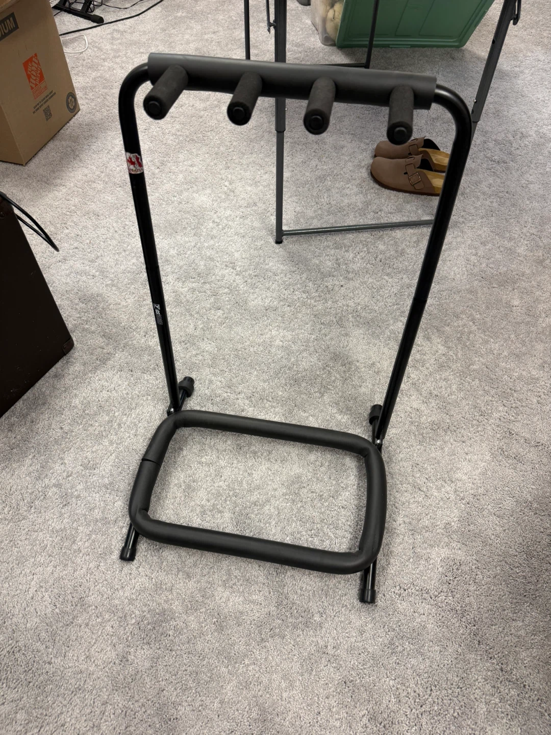 Fender Guitar Stand - Holds 3 Guitars
