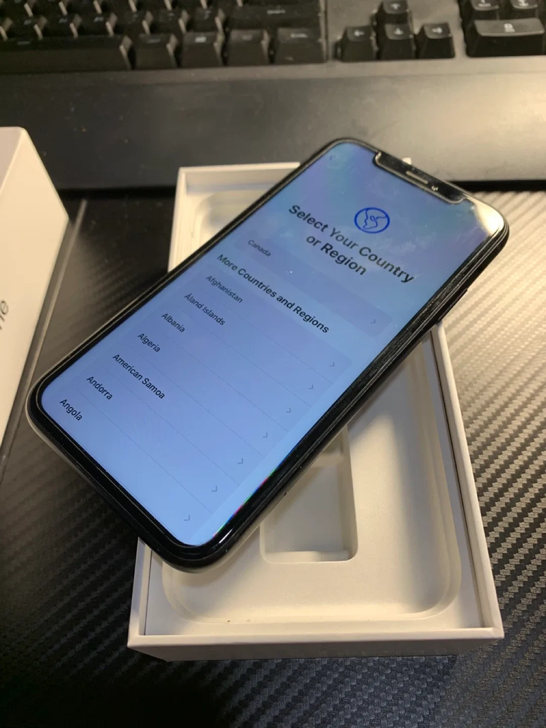 iPhone XR 64GB - Black image indicator(5)