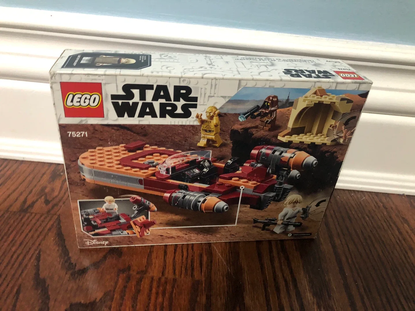 LEGO Star Wars Luke Skywalker's Landspeeder 75271 thumbnail