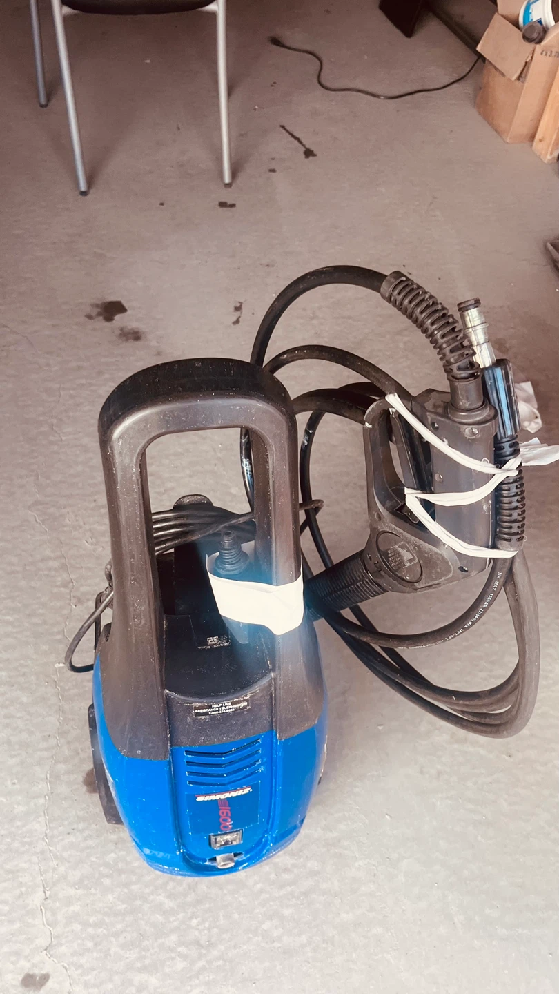 SIMPSON Electric Pressure Washer