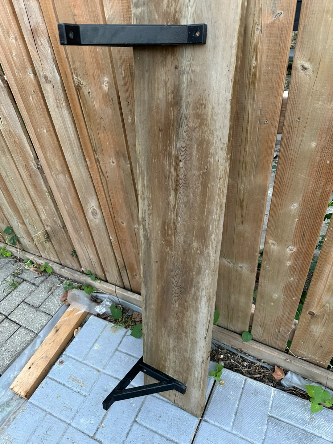 Wooden Shelf with Brackets - photo 3