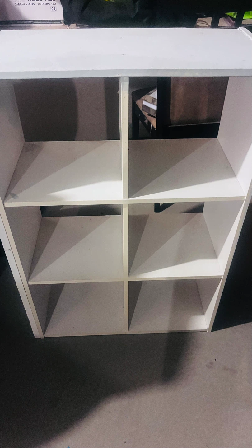 White 6-Cube Storage Shelf (23x21 inches) - photo 2