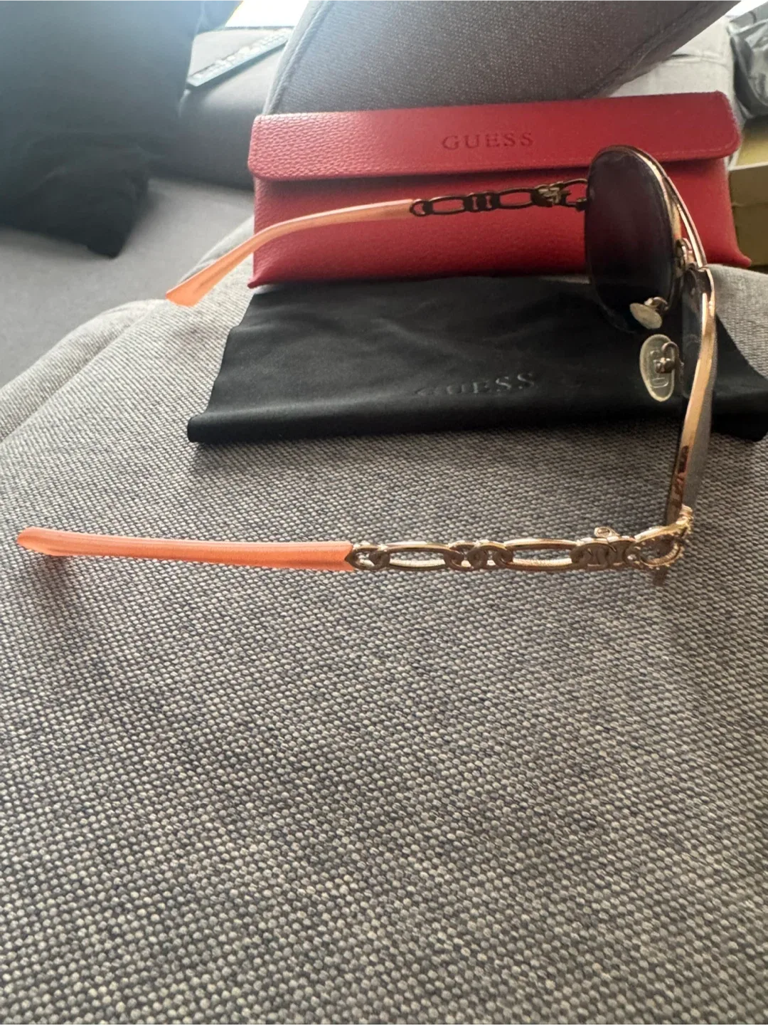 Guess Aviator Sunglasses - Gold Frame image indicator(2)