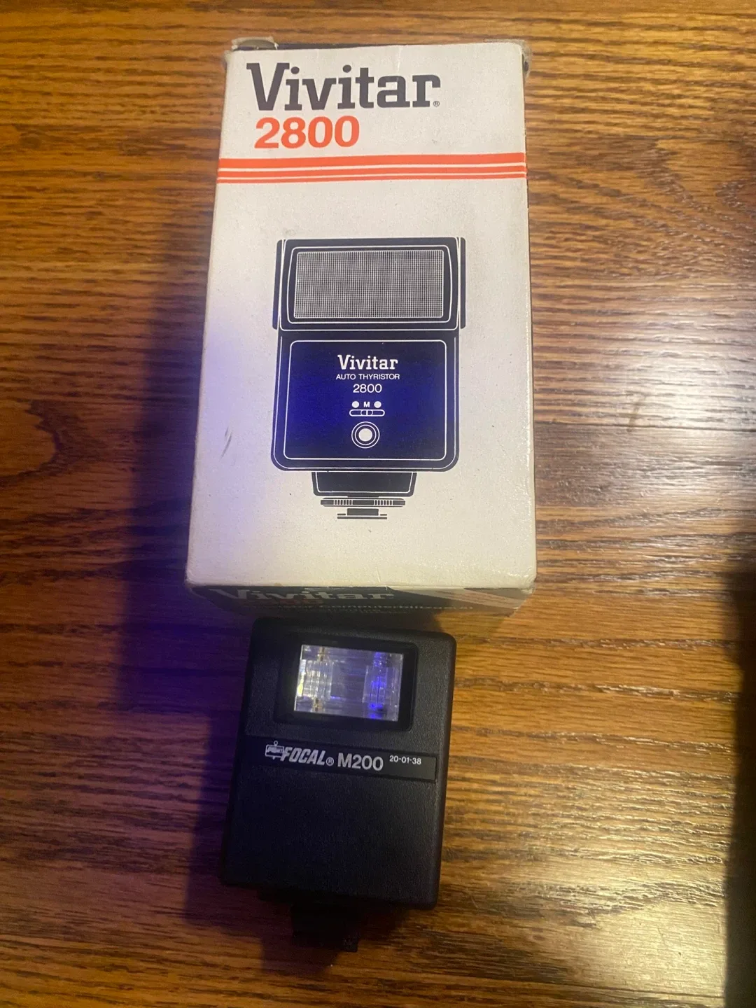 Minolta X-700 Camera with Vivitar Lens image indicator(6)