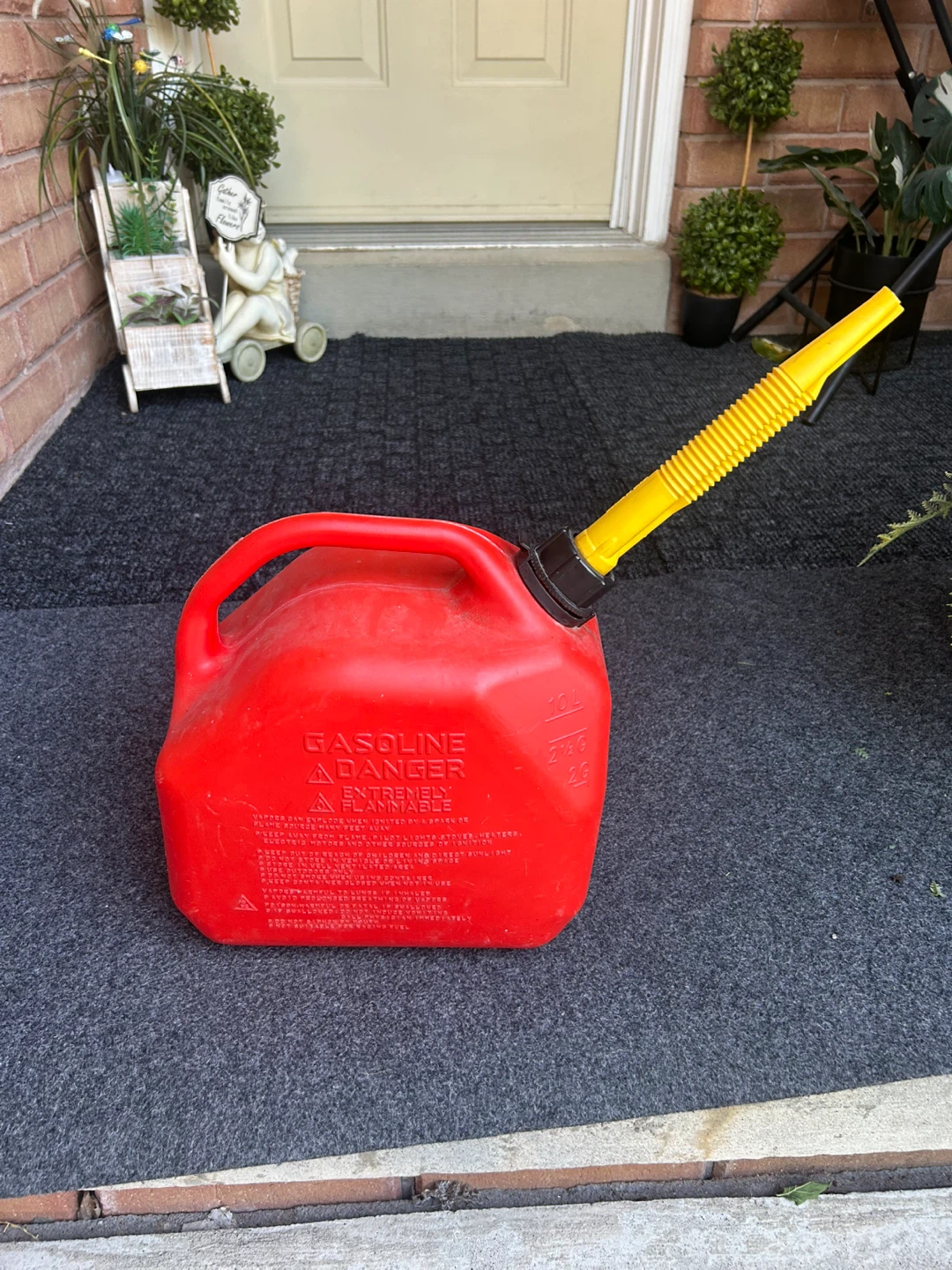 Red Gasoline Can - 10L