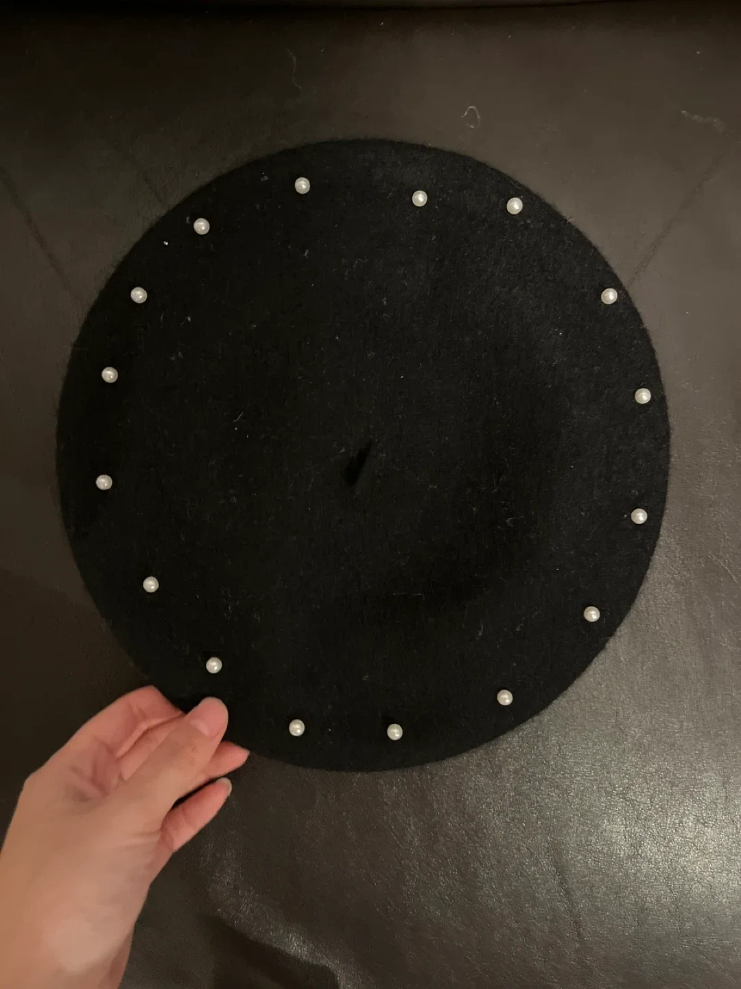 Black Beret with Pearls thumbnail