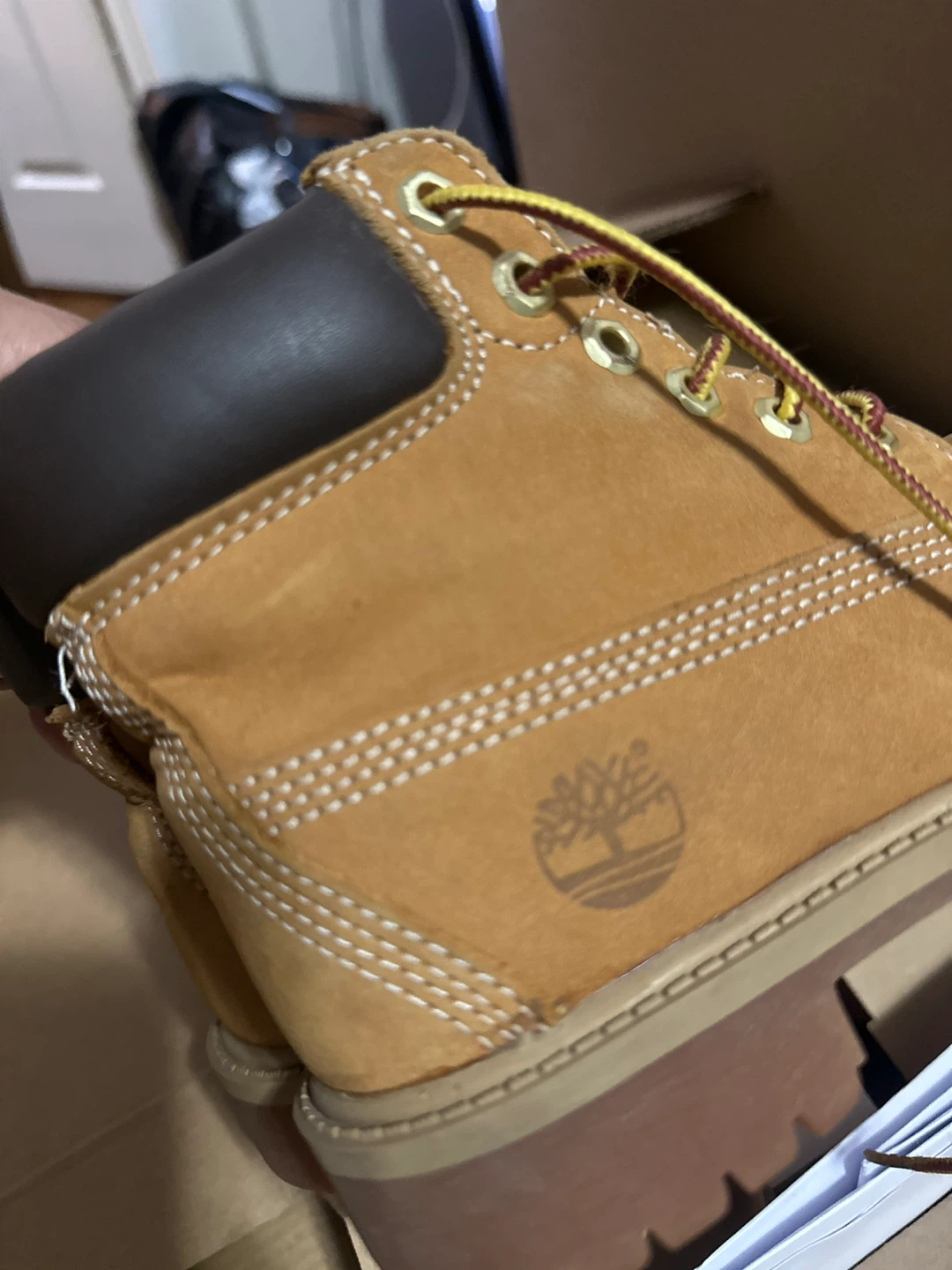 Timberland Brown Leather Boots  kids - 12.5 - photo 3