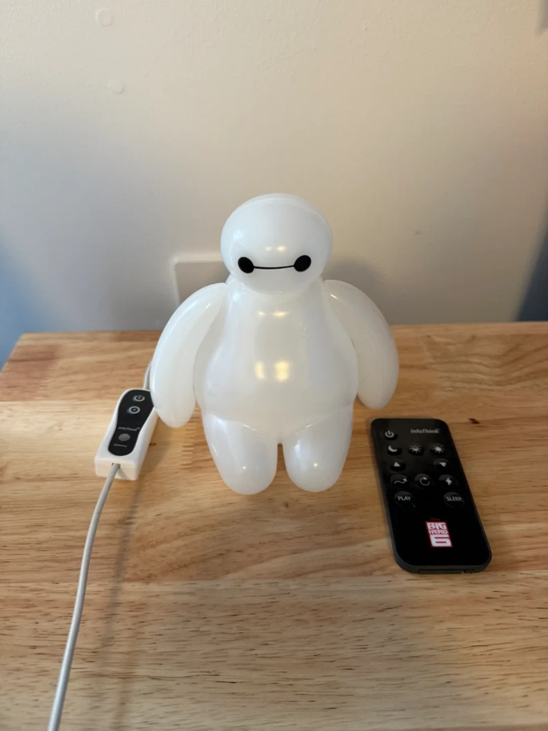Baymax Night Light with Remote image indicator(2)