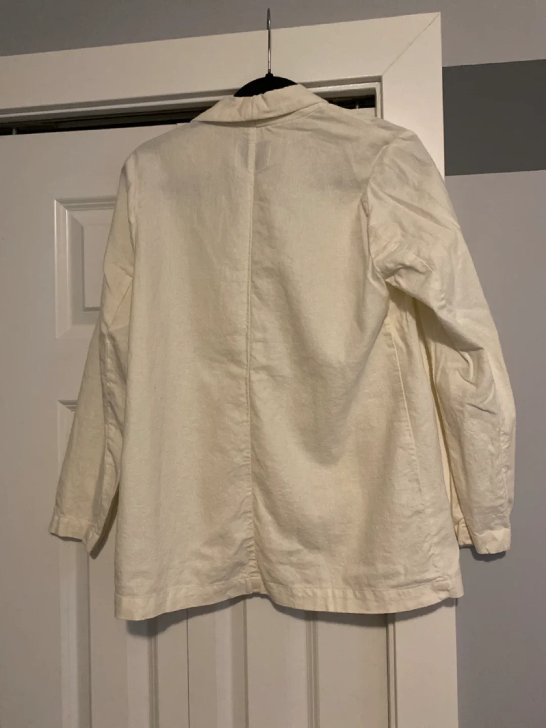 Old Navy linen Cream Blazer - Size S image indicator(3)