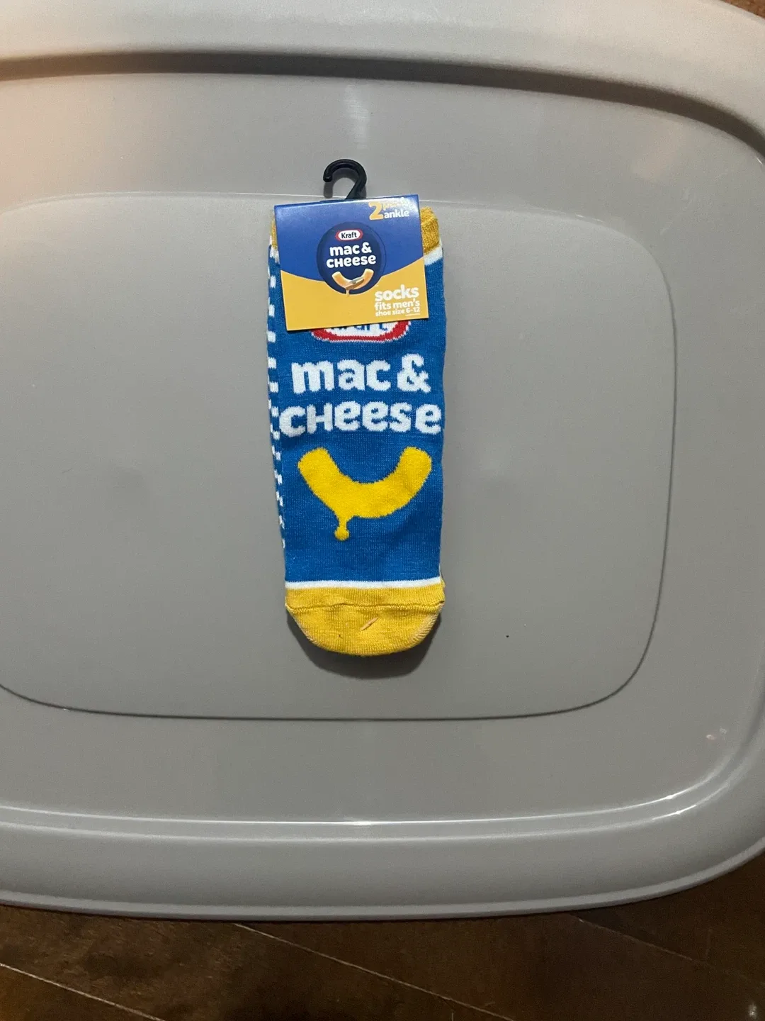 Kraft Mac & Cheese Socks, Men's Size 6-12 thumbnail