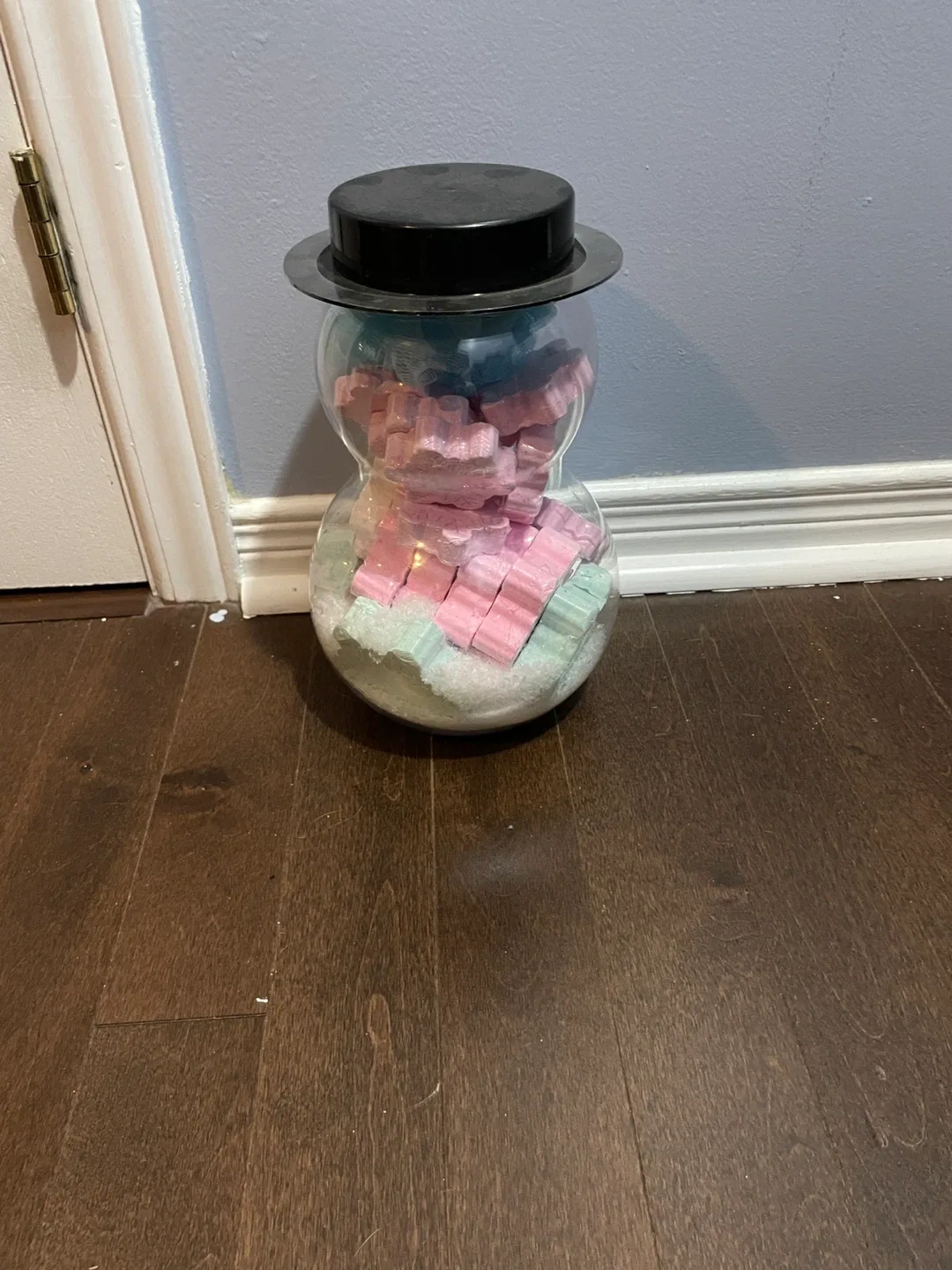 Snowman Shaped Bath Bomb Set image indicator(2)